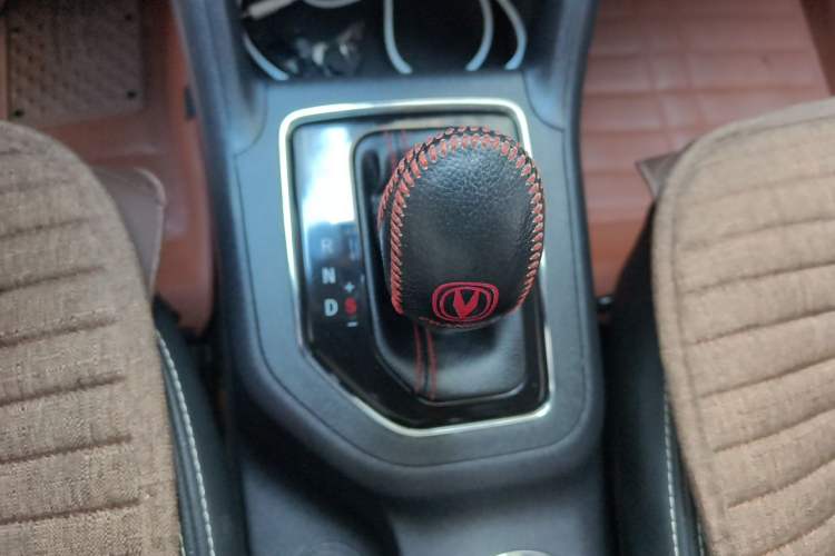 Used CHANGAN CS35 2017 1.6L Automatic Luxury Model Gear Lever