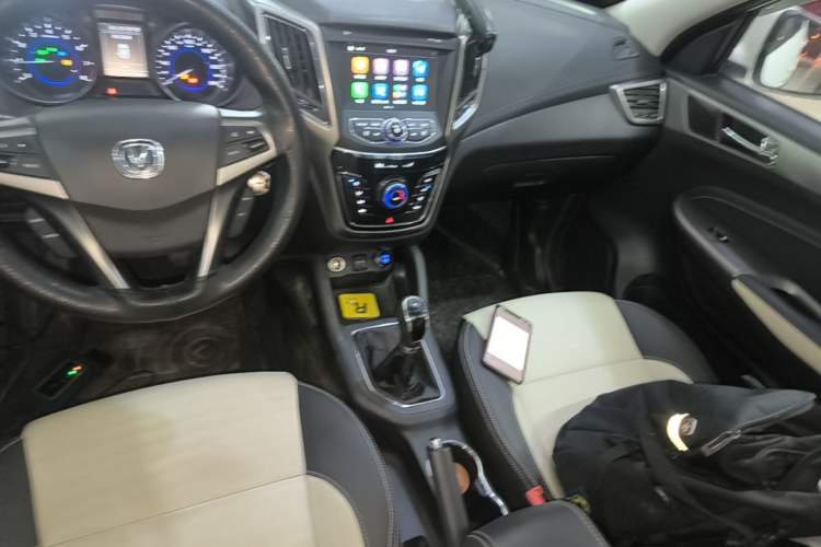 Used CHANGAN CS35 2017 1.6L Manual Luxury Model Gear Lever