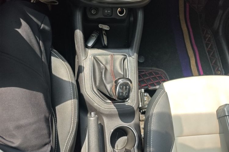 Used CHANGAN CS35 2017 1.6L Manual Luxury Model Gear Lever
