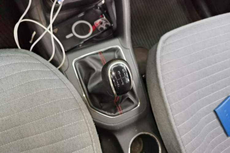 Used CHANGAN CS35 2017 1.6L Manual Luxury Model Gear Lever