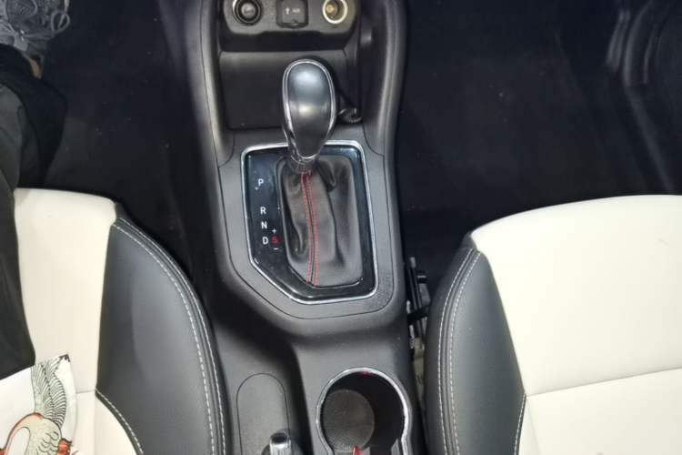 Used CHANGAN CS35 2017 1.6L Automatic Prestige Model Gear Lever