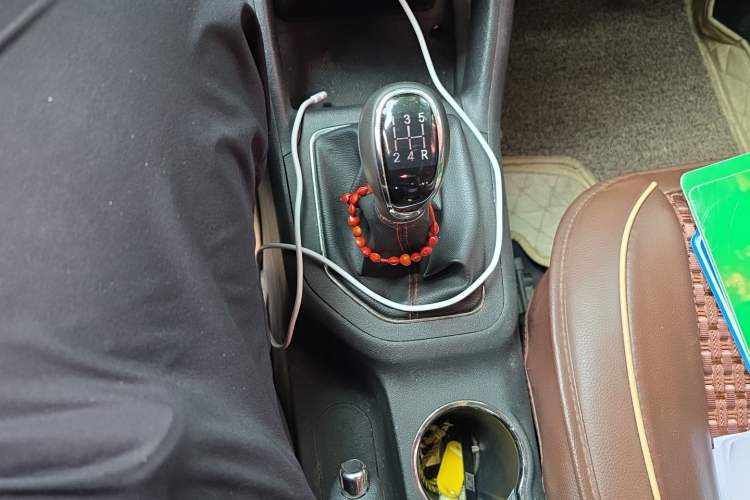 Used CHANGAN CS35 2017 1.6L Manual Luxury Model Gear Lever