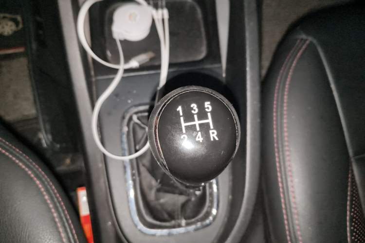 Used CHANGAN CS35 2017 1.6L Manual Luxury Model Gear Lever