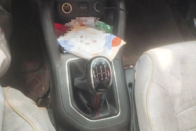 Used CHANGAN CS35 2017 1.6L Manual Luxury Model Gear Lever