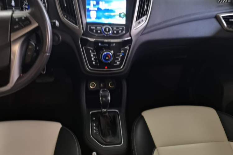Used CHANGAN CS35 2017 1.6L Automatic Luxury Model Gear Lever