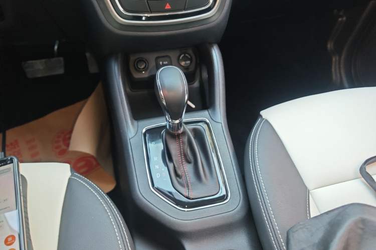 Used CHANGAN CS35 2017 1.6L Automatic Luxury Model Gear Lever