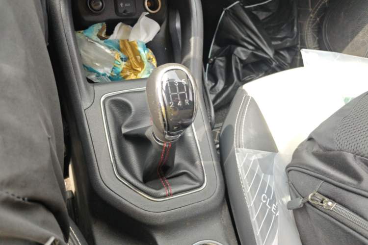 Used CHANGAN CS35 2017 1.6L Manual Luxury Model Gear Lever