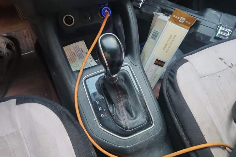 Used CHANGAN CS35 2017 1.6L Automatic Luxury Model Gear Lever