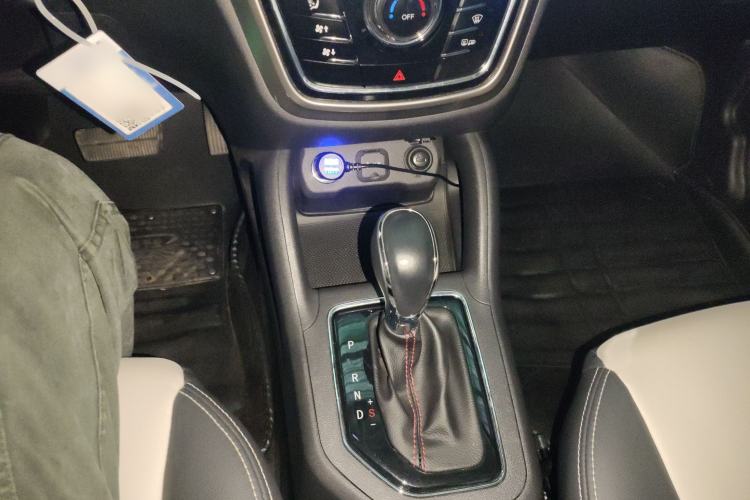 Used CHANGAN CS35 2017 1.6L Automatic Luxury Model Gear Lever