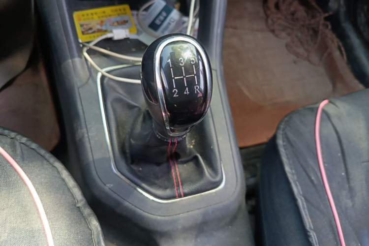Used CHANGAN CS35 2017 1.6L Manual Luxury Model Gear Lever