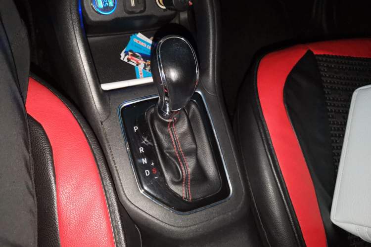 Used CHANGAN CS35 2017 1.6L Automatic Luxury Model Gear Lever