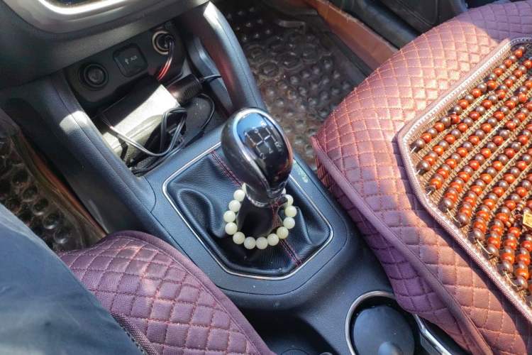 Used CHANGAN CS35 2017 1.6L Manual Luxury Model Gear Lever