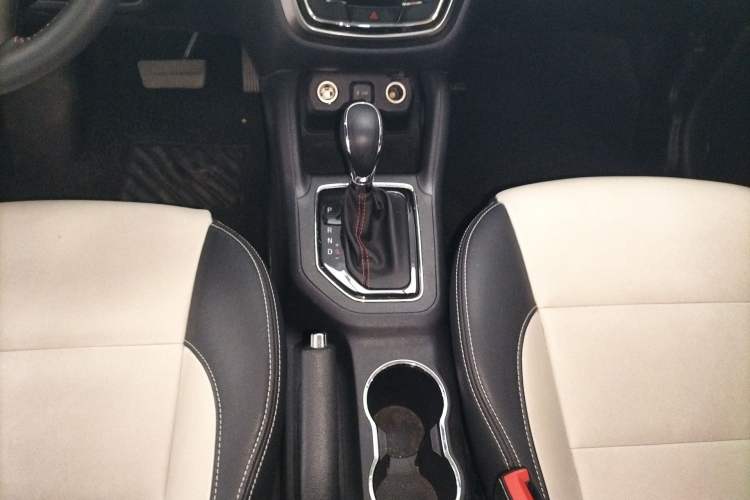 Used CHANGAN CS35 2017 1.6L Automatic Luxury Model Gear Lever