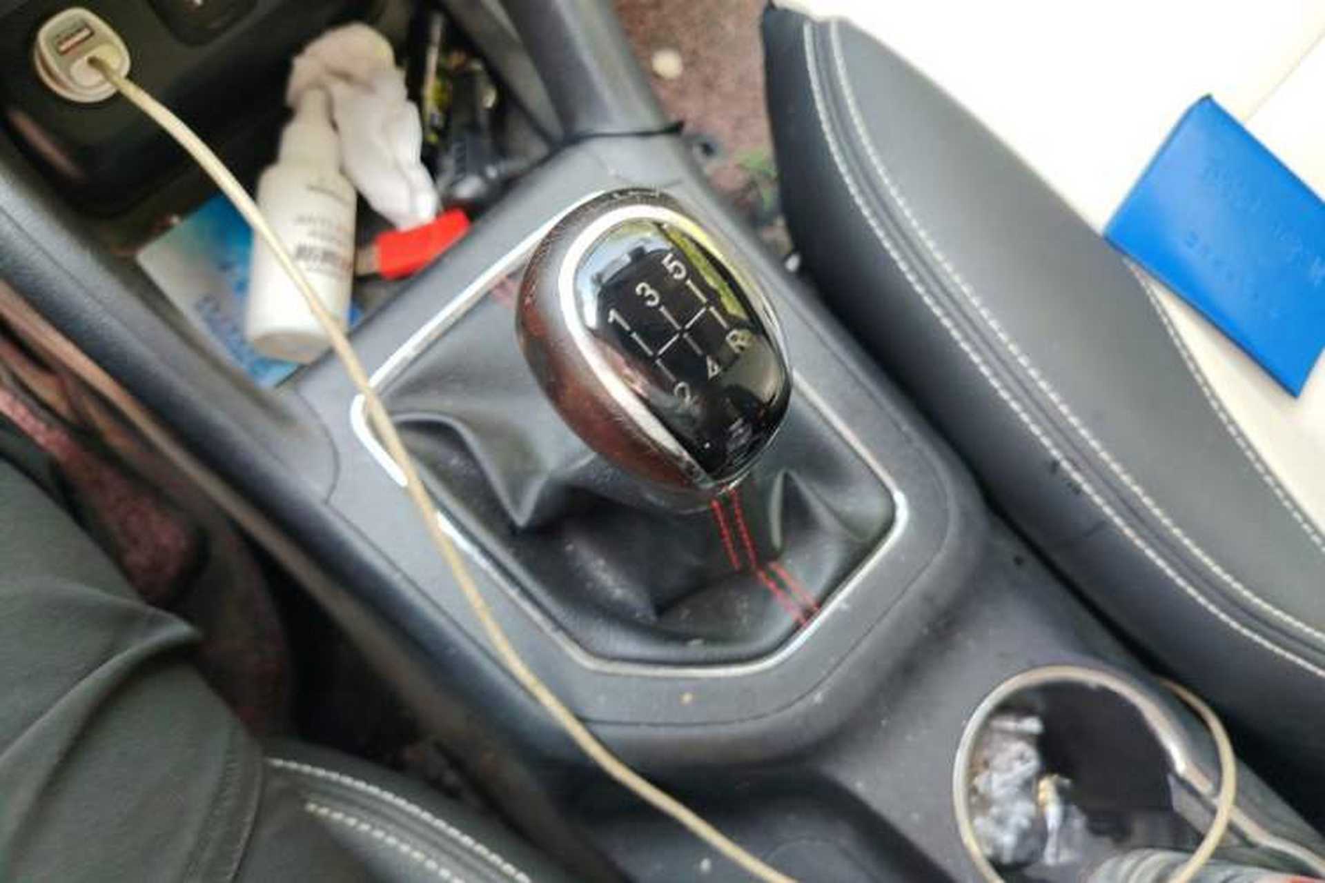 Used CHANGAN CS35 2017 1.6L Manual Luxury Model Gear Lever