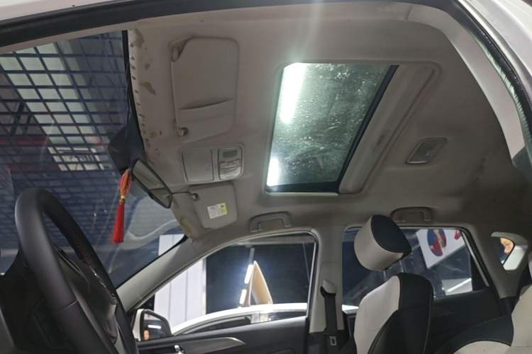 Used CHANGAN CS35 2017 1.6L Automatic Luxury Model Headliner