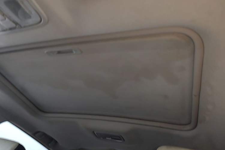 Used CHANGAN CS35 2017 1.6L Automatic Luxury Model Headliner