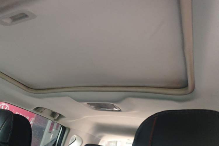 Used CHANGAN CS35 2017 1.6L Manual Luxury Model Headliner