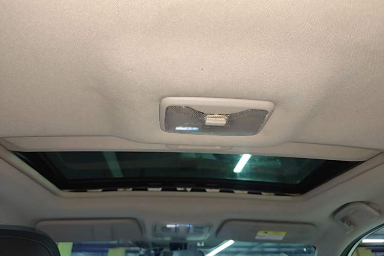 Used CHANGAN CS35 2017 1.6L Automatic Luxury Model Headliner