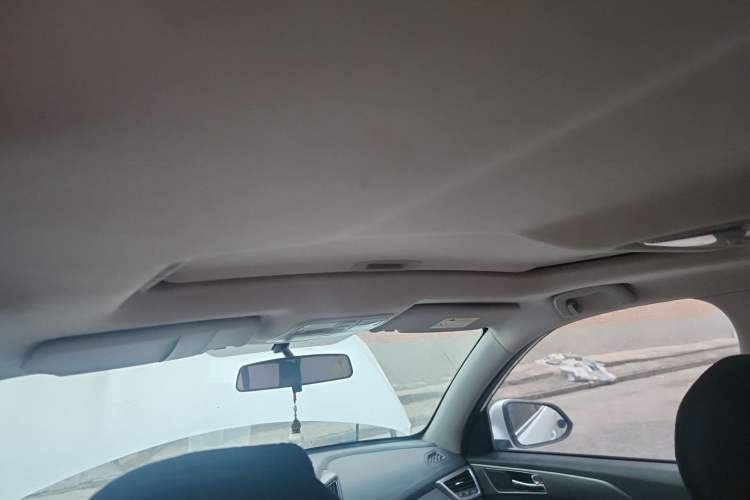 Used CHANGAN CS35 2017 1.6L Automatic Luxury Model Headliner