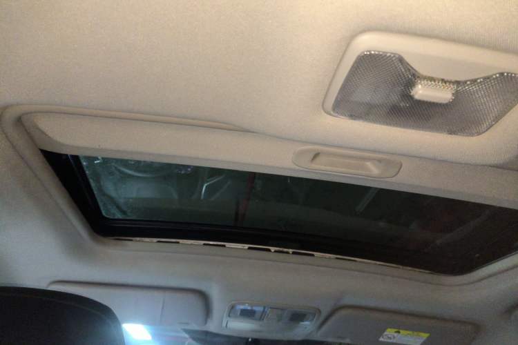 Used CHANGAN CS35 2017 1.6L Manual Luxury Model Headliner
