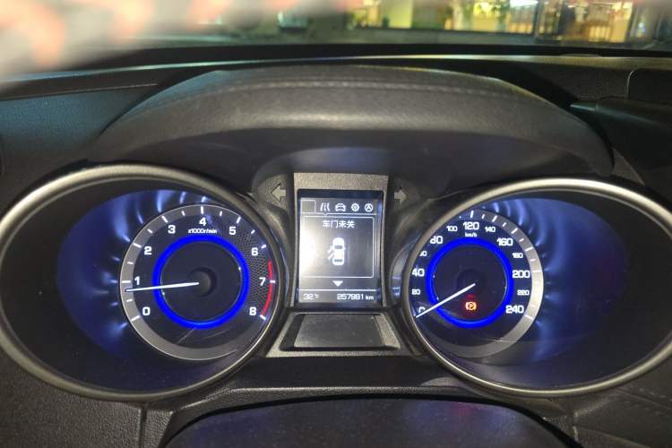 Used CHANGAN CS35 2017 1.6L Manual Luxury Model Instrument Cluster