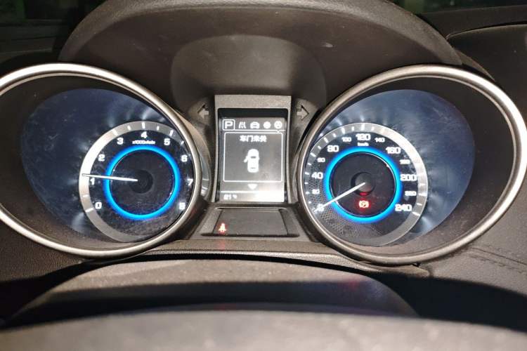 Used CHANGAN CS35 2017 1.6L Automatic Luxury Model Instrument Cluster