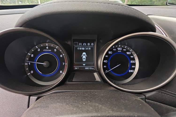 Used CHANGAN CS35 2017 1.6L Manual Luxury Model Instrument Cluster