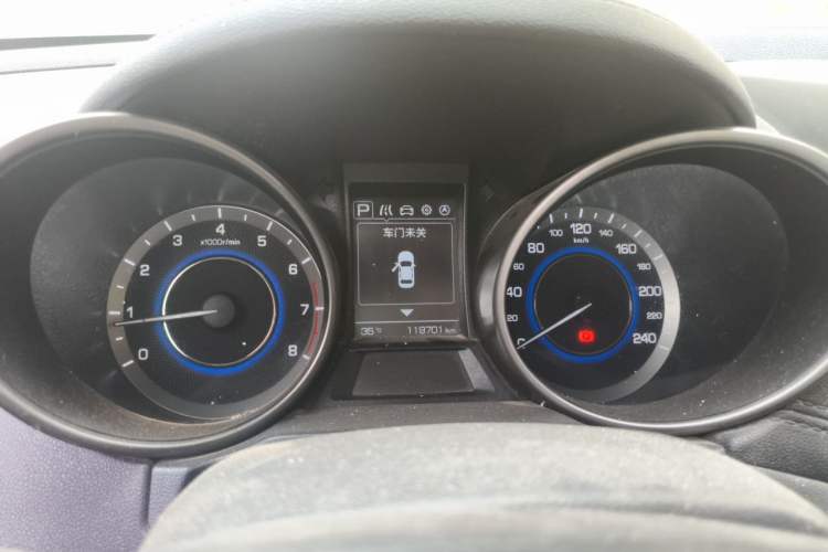 Used CHANGAN CS35 2017 1.6L Automatic Luxury Model Instrument Cluster
