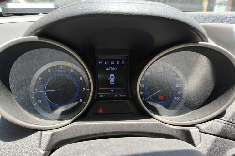 Used CHANGAN CS35 2017 1.6L Automatic Luxury Model Instrument Cluster