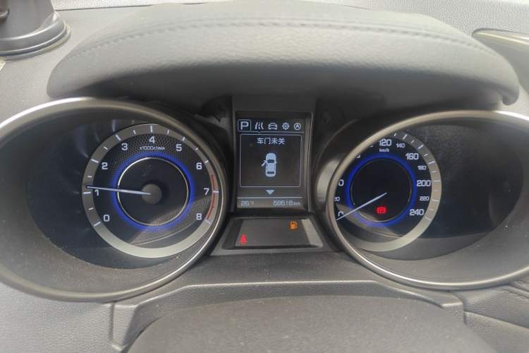 Used CHANGAN CS35 2017 1.6L Automatic Luxury Model Instrument Cluster