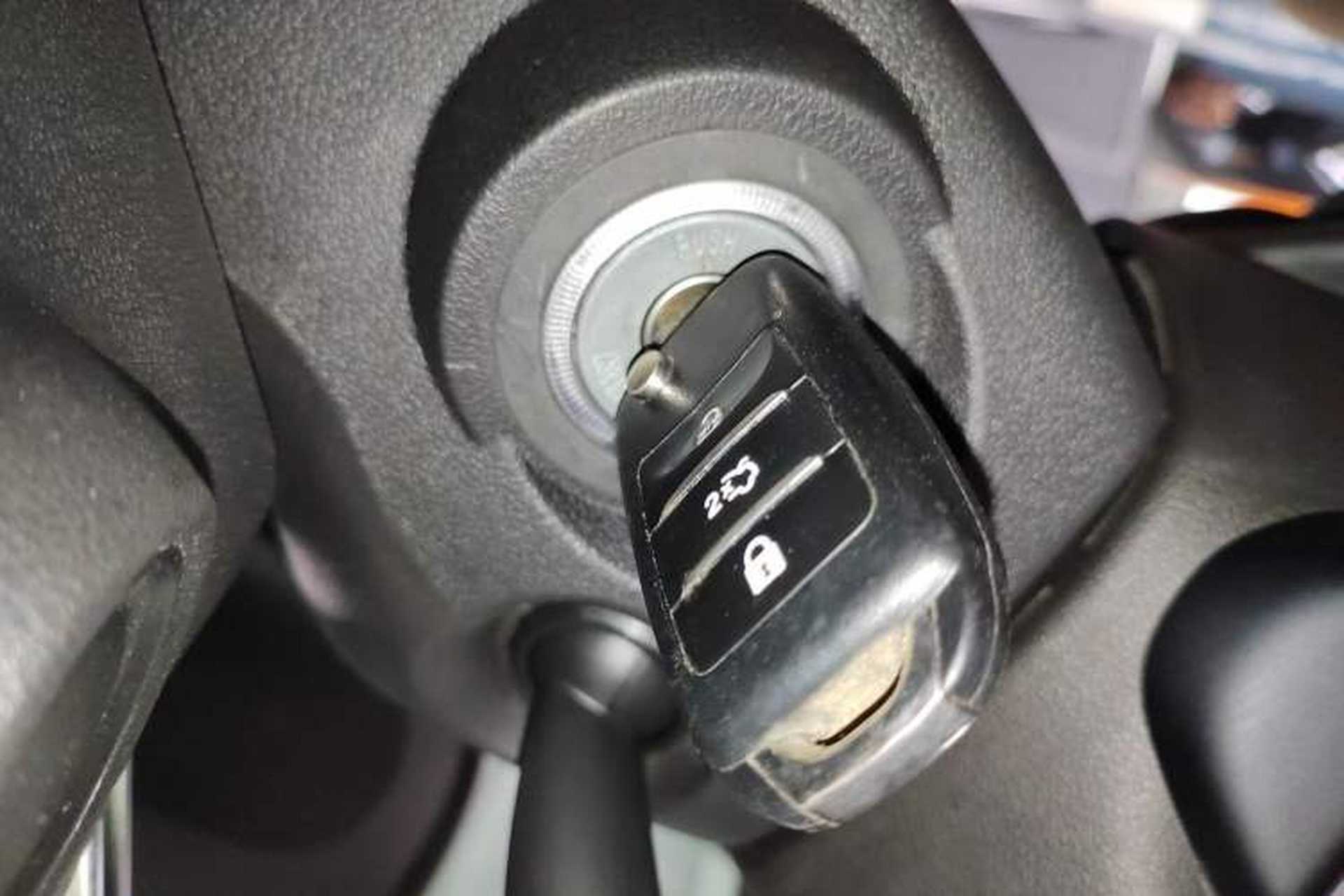 Used CHANGAN CS35 2017 1.6L Automatic Luxury Model Interior 1