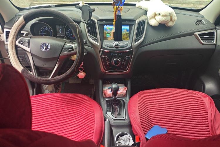 Used CHANGAN CS35 2017 1.6L Automatic Luxury Model Interior 2