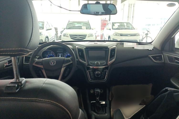 Used CHANGAN CS35 2017 1.6L Automatic Luxury Model Interior 2