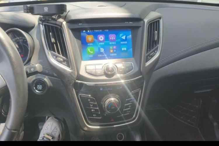 Used CHANGAN CS35 2017 1.6L Manual Luxury Model Interior 5