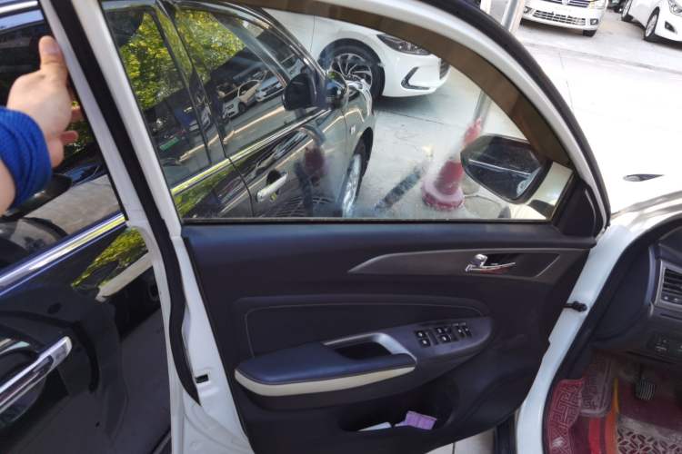 Used CHANGAN CS35 2017 1.6L Manual Luxury Model Left Front Door Interior