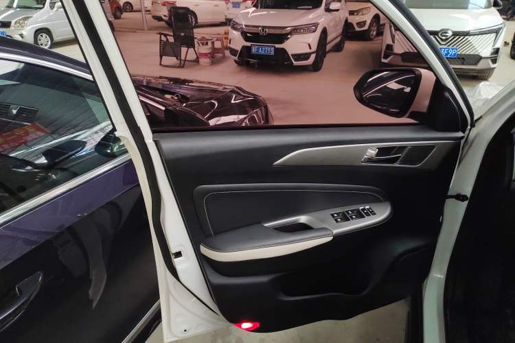Used CHANGAN CS35 2017 1.6L Automatic Luxury Model Left Front Door Interior