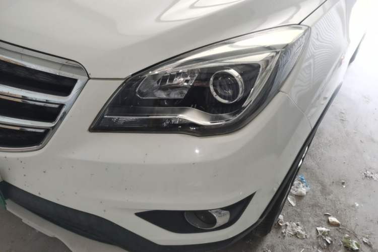 Used CHANGAN CS35 2017 1.6L Manual Luxury Model Left Front Headlight