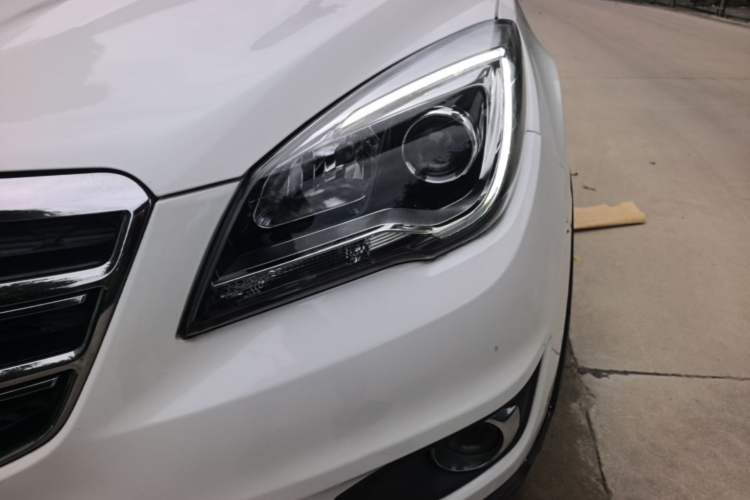 Used CHANGAN CS35 2017 1.6L Manual Luxury Model Left Front Headlight