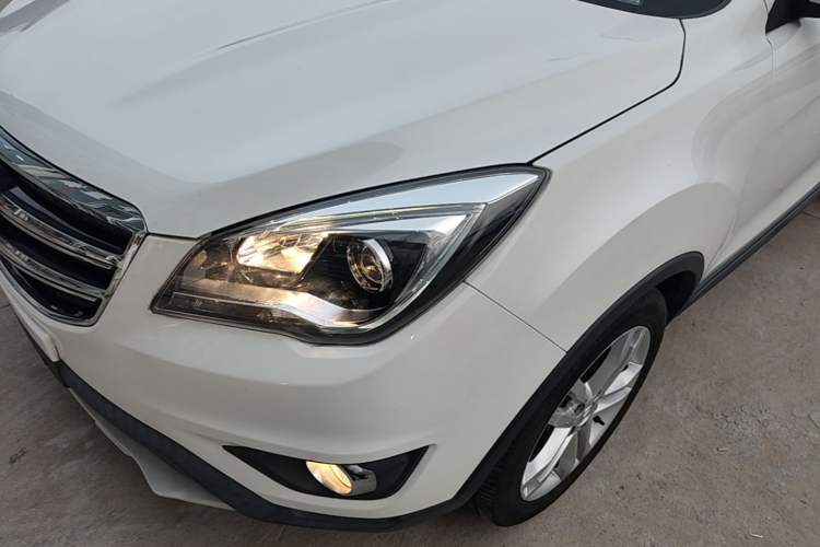 Used CHANGAN CS35 2017 1.6L Automatic Luxury Model Left Front Headlight