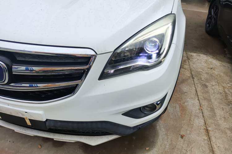 Used CHANGAN CS35 2017 1.6L Automatic Luxury Model Left Front Headlight
