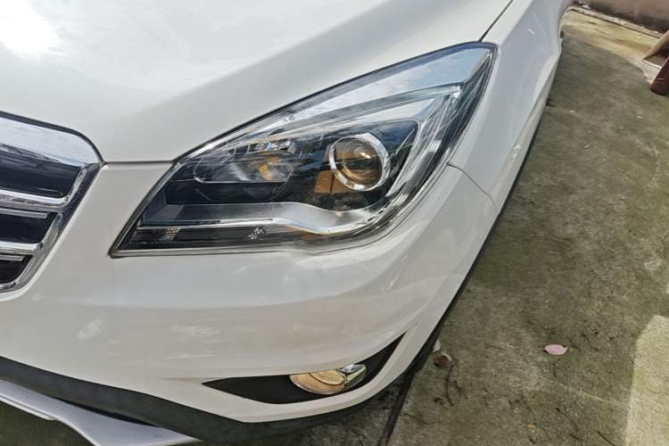 Used CHANGAN CS35 2017 1.6L Automatic Luxury Model Left Front Headlight