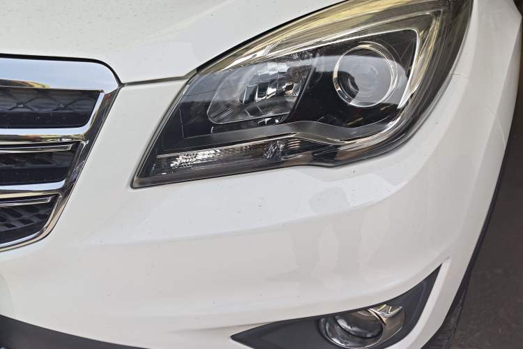Used CHANGAN CS35 2017 1.6L Manual Luxury Model Left Front Headlight