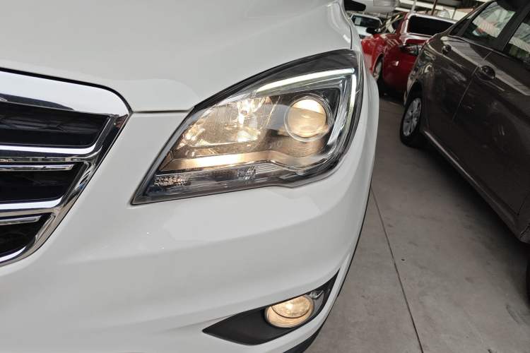 Used CHANGAN CS35 2017 1.6L Automatic Luxury Model Left Front Headlight
