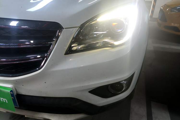Used CHANGAN CS35 2017 1.6L Manual Luxury Model Left Front Headlight
