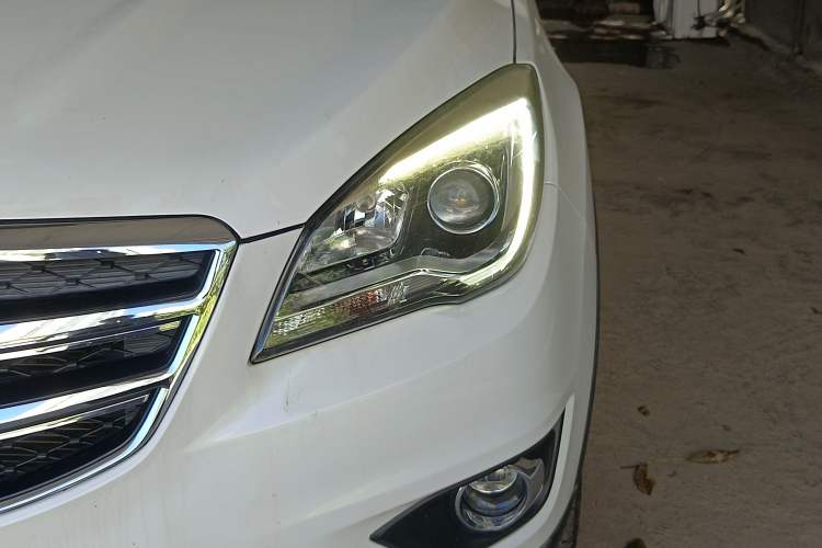 Used CHANGAN CS35 2017 1.6L Manual Luxury Model Left Front Headlight
