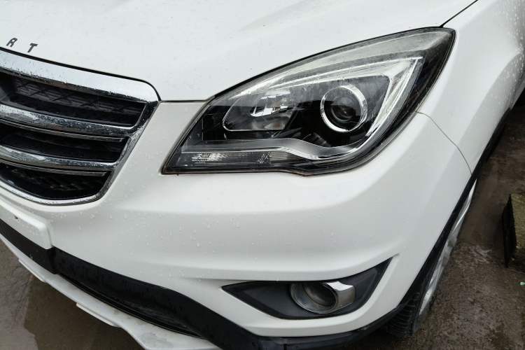 Used CHANGAN CS35 2017 1.6L Automatic Luxury Model Left Front Headlight