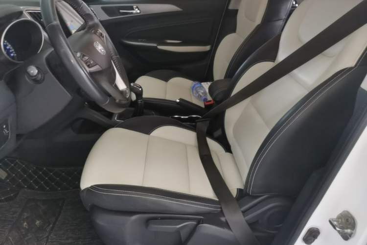 Used CHANGAN CS35 2017 1.6L Manual Luxury Model Left Front Seat