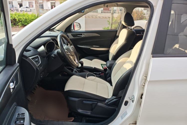 Used CHANGAN CS35 2017 1.6L Manual Luxury Model Left Front Seat