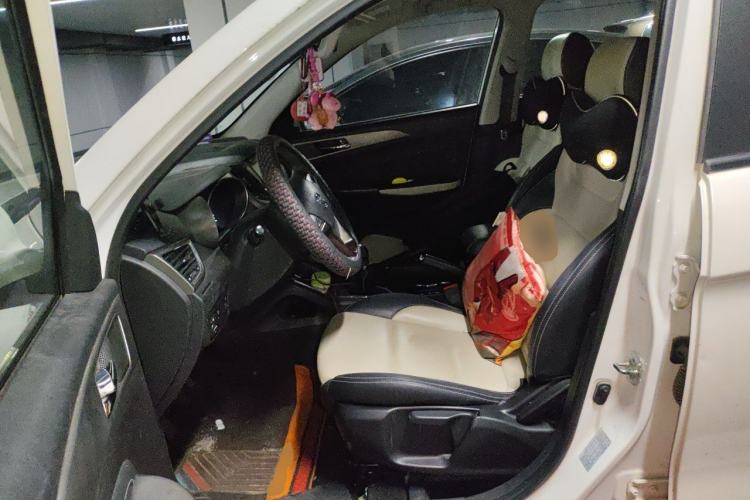 Used CHANGAN CS35 2017 1.6L Manual Luxury Model Left Front Seat