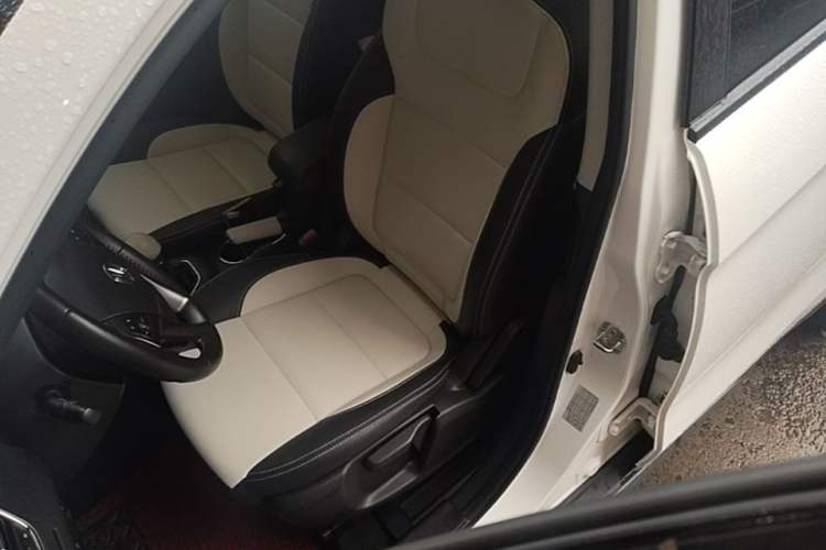 Used CHANGAN CS35 2017 1.6L Manual Luxury Model Left Front Seat